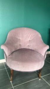 Petit fauteuil à grande valeur sentimentale pour ma cliente